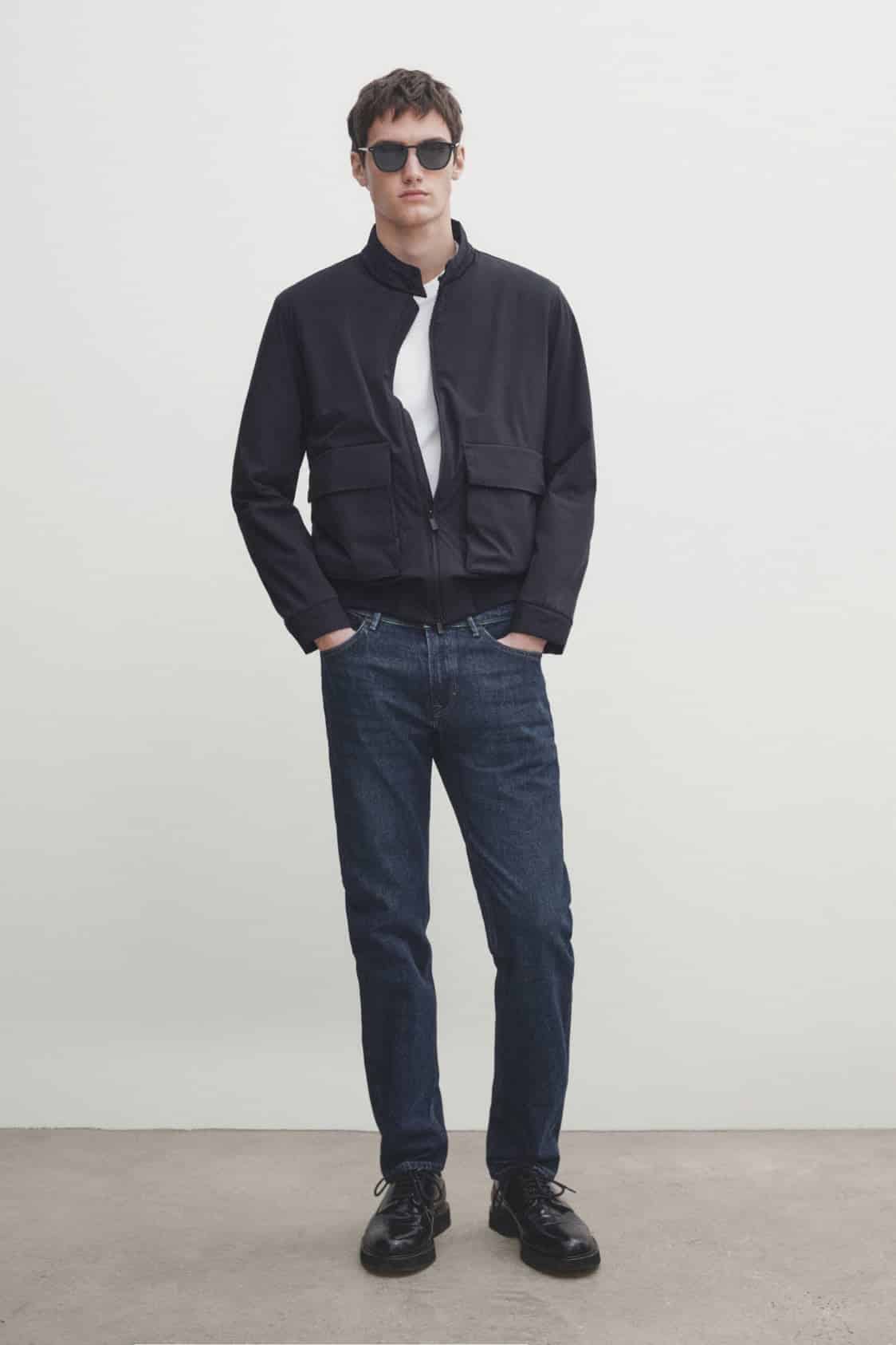 Slim-fit enzymatic jeans